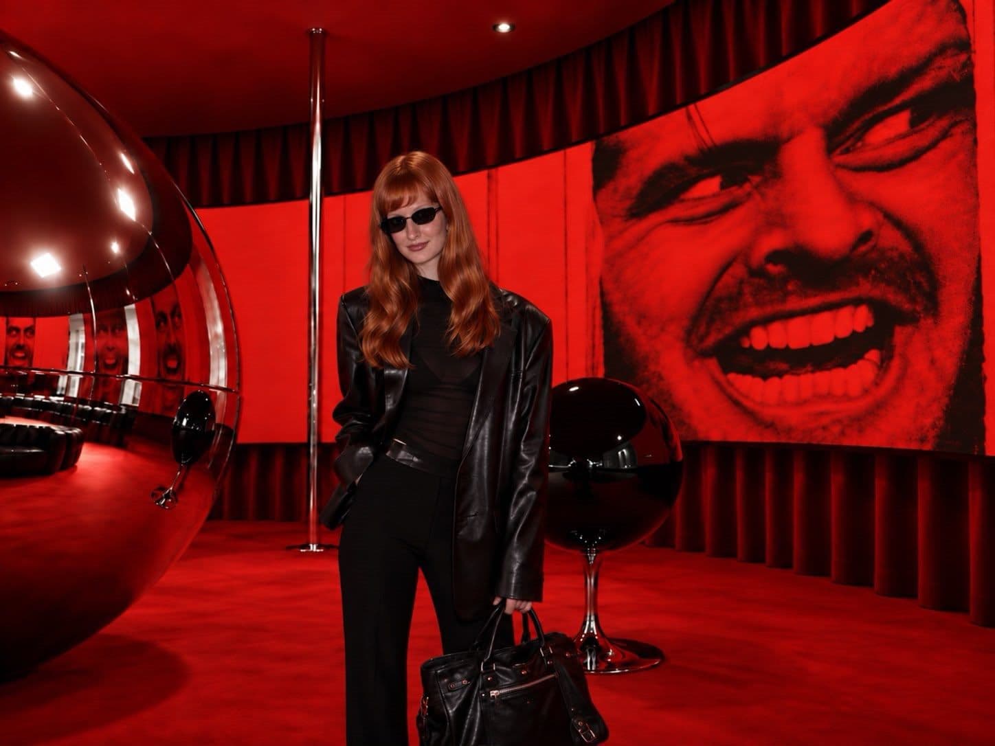Red Movie Room — view 07