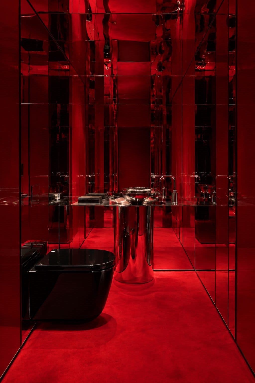 Red Movie Room — view 12